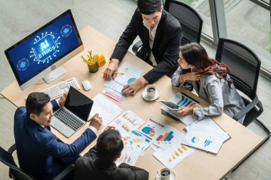 Yapay zeka etik standart hukuk ve bilgisayar ekranındaki kurallar yapay zeka etik şeffaflığının teknoloji suçunu önlediğine dair rapor sunuyor. canlı