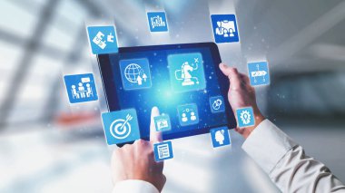 İş stratejisi hedefleri ve uzun vadeli istikameti belirler. Açık bir iş stratejisi, iş stratejisi büyümeyi ve iş stratejisi uygulamasını teşvik ederken, karar vermeyi destekler. Spire.