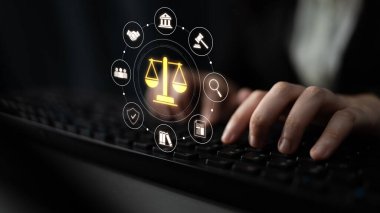 Adalet sistemi yasal yönetim ve adalet sağlar. Adalet sistemi hakları korur, sistem kanunları uygular, adalet düzeni sağlar ve adalet sistemi karar verir. Latch