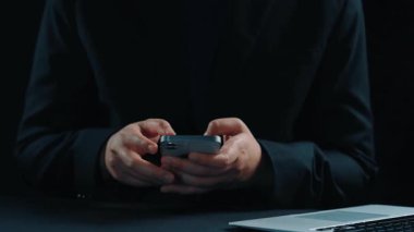 Bulut hesaplama, bulut stratejisi ve dijital altyapıyı ölçeklenebilir hizmetler, güvenli veri depolama ve bulut tabanlı dijital iş çözümleri ile dönüştüren bulut teknolojisi. Elide