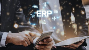 ERP platformu, kurumsal kaynak planlaması, entegrasyon, veri akışı, iş verimliliği, finans, envanter ve insan kaynaklarının iyileştirilmesi için merkezi sistemi göstermektedir. Muxer