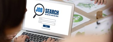 Çalışanların işe alım İnternet ağındaki iş fırsatlarını arayabilmeleri için internet sitesinde arama çalışmaları