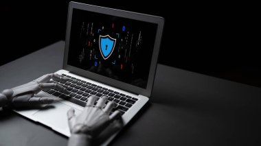 Yapay zeka, zeki tehdit tespiti, sanal asistan uyarıları ve yapay zeka sahibi dijital ihlallerle siber güvenliği güçlendirir. Latch