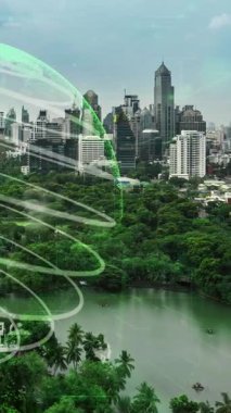 Çevre kirliliğini azaltmak ve ESG hedeflerine ulaşmak için temiz enerji, geri dönüşüm ve sıfır atık yönetimi yoluyla sürdürülebilir değişim kavramına doğru kayan yeşil şehir teknolojisi .