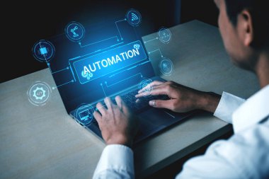 Modern otomasyon sistemleri, insanları ve verileri birleştirerek iş akışı verimliliğini sağlıyor. Akıllı otomasyonla, işletmeler kusursuz entegrasyon ve otomasyon araçlarıyla potansiyelin kilidini açıyor. Eğri