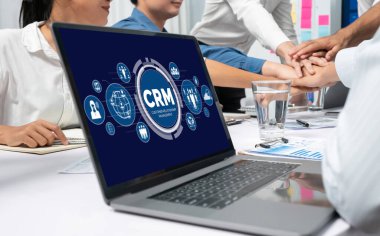 CRM işletme ve işletme için canlı bilgisayarda müşteri ilişkileri yönetim sistemi