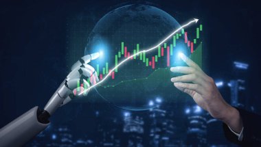 Bu resim, modern piyasa analizindeki işbirliğini sembolize eden dijital bir finans grafiğiyle etkileşen insansı bir robot ve bir insan eli tasvir ediyor. Etki
