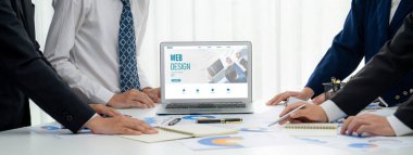 Web sitesi tasarım yazılımı çevrimiçi perakende ticaret ve e-ticaret için canlı şablon sağlıyor