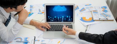 Hızlı uzak çalışma ve kişisel veri depolama için bulut hesaplama yazılımı