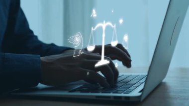 AI toplumu dönüştürüyor, önemli etik soruları gündeme getiriyor. Yapay zeka dizaynındaki ahlak kuralları adaleti sağlar. Yapay zeka etiği sorumlu kararları destekliyor. Yapay zeka gücünü güçlü etiklerle dengelemek çok önemli. Elide