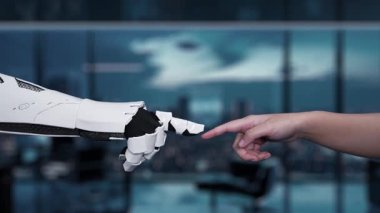 Modern ofis ortamında dijital bankacılık arayüzü ile etkileşime giren güvenli bir online ödeme sistemini gösteren yüksek teknolojili bir video. Auvana