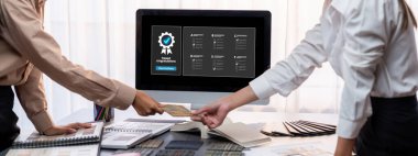 Çevrimiçi ürün sertifikası, önemli bir başarı. Ürün sertifikasını geçirerek kaliteye ve güvenilirliğe olan bağlılığını gösteriyor. canlı