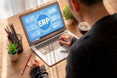 Pazarlama stratejisini planlamak için modern iş için ERP girişimi kaynak planlama yazılımı
