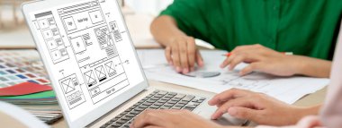 Web sitesi tasarım yazılımı çevrimiçi perakende ticaret ve e-ticaret için canlı şablon sağlıyor