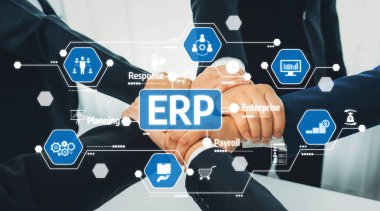 Bu resim, çeşitli ticari işlevleri vurgulayan işbirlikçi eller ve dijital simgelerin yer aldığı girişim kaynak planlamasında takım çalışmasının sembolik bir temsilini sergiliyor. Dostluk