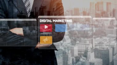 Çevrimiçi reklamlar ve dijital pazarlama markaların büyümesine yardımcı oluyor. İçerik pazarlaması bağlılığı arttırır. Pazarlama araçları ROI 'yi destekliyor. Etkili reklamlar ve pazarlama çevrimiçi iş başarısı. Muxer