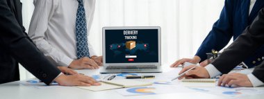 E-ticaret ve canlı çevrimiçi iş için malzeme taşıma ve teslimat izleme sistemi