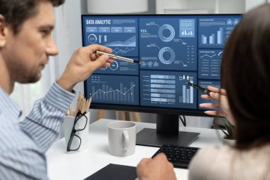 İş veri paneli, pazarlama stratejisi planlaması için iş zekası analizi sunar. Müşteri taleplerini analiz etmek ve iş dünyasının geleceğini önceden görmek için büyük veriler sunulur.