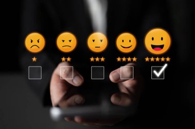 Müşteri geribildirim analizi, çevrimiçi inceleme görüşleri ve veri değerlendirmesi yoluyla memnuniyeti, hizmet kalitesini ve iş itibarını artırır. Latch