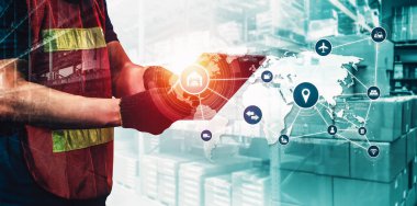 Paket toplama ve teslimatı tanımlamak için teknolojinin yenilikçi interneti olan akıllı depo yönetim sistemi. Gelecekteki tedarik zinciri ve lojistik ağ işi kavramı .