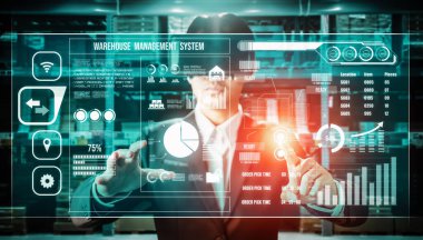 Yenilikçi VR depo yönetimi için gelecekteki sanal gerçeklik teknolojisi. Sanayi devrimi ve otomatikleştirilmiş lojistik denetim için akıllı teknoloji kavramı .