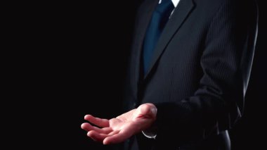 Muhasebe teknolojisi gelir giderlerinin işleyişini değiştiriyor. Dijital hesaplama bulutlarının hesaplanmasıyla, iş dünyası kredi ve borç doğruluğunu artırmak için muhasebe teknolojisini benimsedi. Spire.