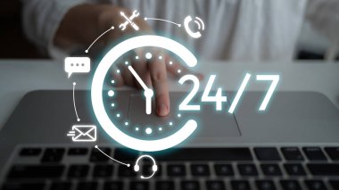 Yardım masası, canlı sohbet ve çevrimiçi hizmetler aracılığıyla 24 saatlik müşteri desteği her zaman teknik yardım ve müşteri memnuniyetini güvence altına alır. Latch