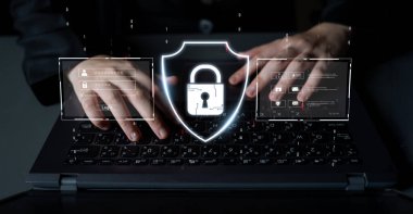 Siber güvenlik, güçlü altyapı ve proaktif dijital savunma stratejileri kullanarak güvenlik ihlalleri, hacklemeler ve ağ saldırılarına karşı korur. Latch