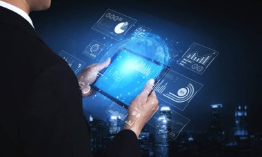 Gerçek zamanlı küresel veri analizi, karar verme, iş analizleri ve dijital dönüşüm kesesi için birbiriyle bağlantılı sistemlerden gelen görüşleri görselleştiren gösterge paneli