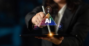 LLM Teknoloji, Büyük Veri, Makine Öğrenme, İş Desteği için Üretici AI, Geleceğin AI Teknolojisi ve Yapay Zeka Mühendisliği Asistan Beyin İşlemcisi. Eğri