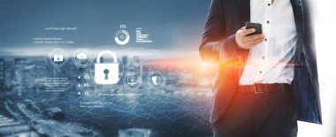 Siber güvenlik, güçlü altyapı ve proaktif dijital savunma stratejileri kullanarak güvenlik ihlalleri, hacklemeler ve ağ saldırılarına karşı korur. Kefil