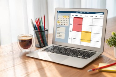 İnternet sitesindeki modish regrition için çevrimiçi aplikasyon rezervasyon takvimi