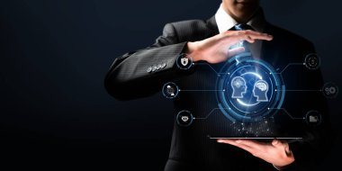 Yapay zeka mühendisliği, büyük veri ve yapay zeka makinesi kavramında yapay zeka beyin işlemcisiyle iş desteği için üretken yapay zeka kullanmayı öğrenen insan etkileşimi. Faas