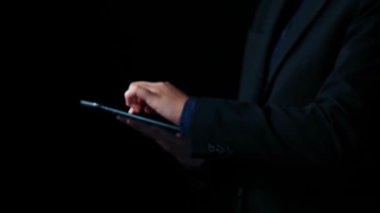 Yapay zeka dijital verileri yönetme şeklimizi değiştiriyor. Akıllı indekslemeden yapay zeka güdümlü aramaya kadar dosya kullanımı zekileşir. Yapay zeka dosya yönetimi hız, doğruluk ve veri organizasyonunu geliştirir. Elide