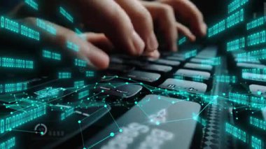 Dijital veri görselleştirmeleri, grafikleri ve grafiklerle çevrili bir klavyede teknolojinin iş analizindeki rolünü vurgulayan yakın plan görüntüleme elleri. Xenic