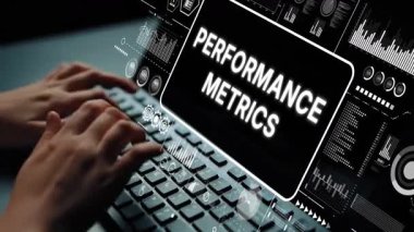 Performans Ölçülerinin Detaylı Analizi Klavye Girdisi Temsili Dijital Ekranda Gösterildi. Asemptotik akıllı veri analitiği.
