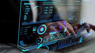 Modern dijital işletmelerde veri analizi ve gerçek zamanlı analitik, öngörü veri modellemesi, iş zekası analizleri ve veri odaklı karar verme stratejisi. Thunk