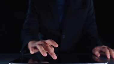 Bulut hesaplama, bulut stratejisi ve dijital altyapıyı ölçeklenebilir hizmetler, güvenli veri depolama ve bulut tabanlı dijital iş çözümleri ile dönüştüren bulut teknolojisi. Elide