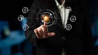 LLM 'de yapay zeka asistanı, büyük veriler, makine öğrenimi ve üretken yapay zeka gücü gelişmiş iş uygulamaları için ajanssal yapay zekayı destekliyor. Latch