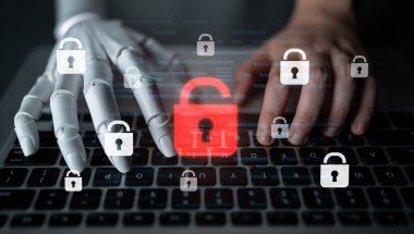 Yapay zeka sistemi potansiyel veri savunmasızlıklarını belirler ve güvenlik ihlallerine karşı uyarır, proaktif siber güvenlik tepkisini ve dijital altyapı dayanıklılığını arttırır