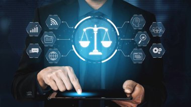 Adalet ölçeğini gösteren fütürist dijital hukuk arayüzü, dijital hukukun altını çizen, AI uyumu, dijital hukuk sistemleri ve güvenli yönetim için dijital hukuk düzenlemeleri. Muxer