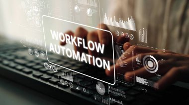 Modern Dijital Ortam 'da Çalışma Akımı Otomasyonunu Temsil Eden Grafiklerle Klavyede Yazan Eller. Asemptotik akıllı veri analitiği.