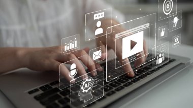 Video pazarlama şirketlerin video pazarlama araçları, video pazarlama stratejileri, video pazarlama eğilimleri ve başarı ile seyircilere yardımcı olmaktadır. Eğri