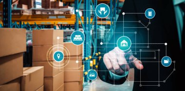 Paket toplama ve teslimatı tanımlamak için teknolojinin yenilikçi interneti olan akıllı depo yönetim sistemi. Gelecekteki tedarik zinciri ve lojistik ağ işi kavramı .