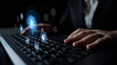 Konuşma, sohbet robotu, analitik, otomasyon ve yenilik için dijital zeka ve akıllı teknoloji yayılımı gibi sistemlere entegre olmak