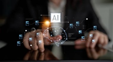 Yapay zekayı beyin yapısı, çip ve bağlı veri bloklarını hesaplama ve öğrenme için görselleştiren yapay zeka ve veri işleme sistemi