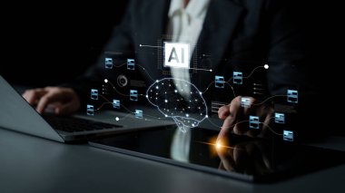 Yapay zekayı beyin yapısı, çip ve bağlı veri bloklarını hesaplama ve öğrenme için görselleştiren yapay zeka ve veri işleme sistemi