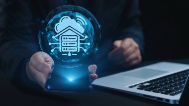 Bulut hesaplama, bulut stratejisi ve dijital altyapıyı ölçeklenebilir hizmetler, güvenli veri depolama ve bulut tabanlı dijital iş çözümleri ile dönüştüren bulut teknolojisi. Elide