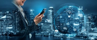 Sinirsel ağ ve dijital dönüşümle yapay zeka yeniliği. Yapay zeka yeniliği otomasyonu yönlendirir, fikirleri güçlendirir, yapay zeka yeniliği SEO 'yu geliştirir ve yapay zeka yeniliği küresel bağlantıyı sağlar. Kefil