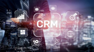 CRM platformları veri analizi, CRM iletişim araçları ve otomasyon yoluyla müşteri ilişkilerini geliştirir. CRM sistemleri müşteri yönetimi, izleme ve CRM ilişki başarısını destekler. Muxer